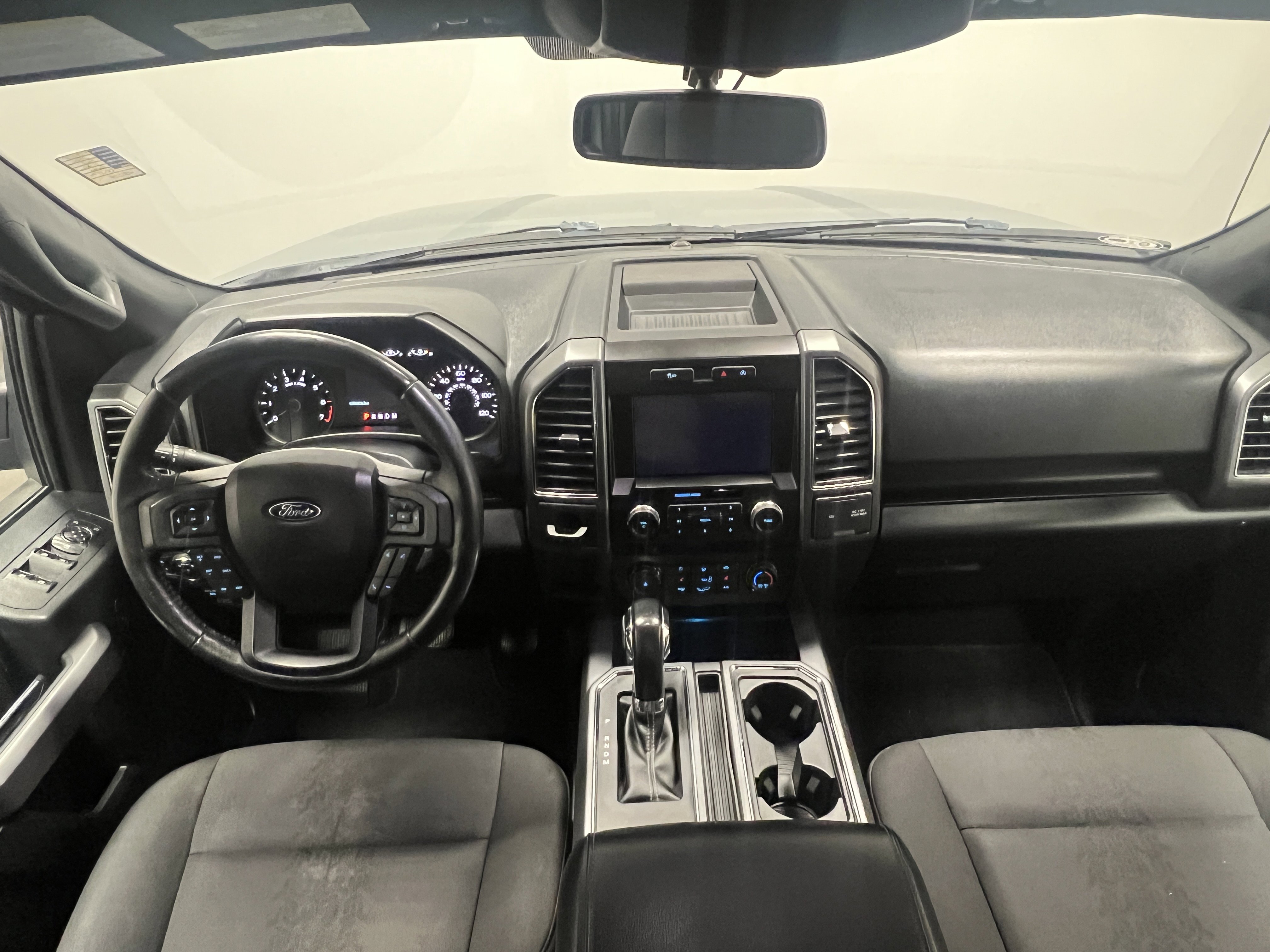 2020 Ford F-150 XLT photo 11