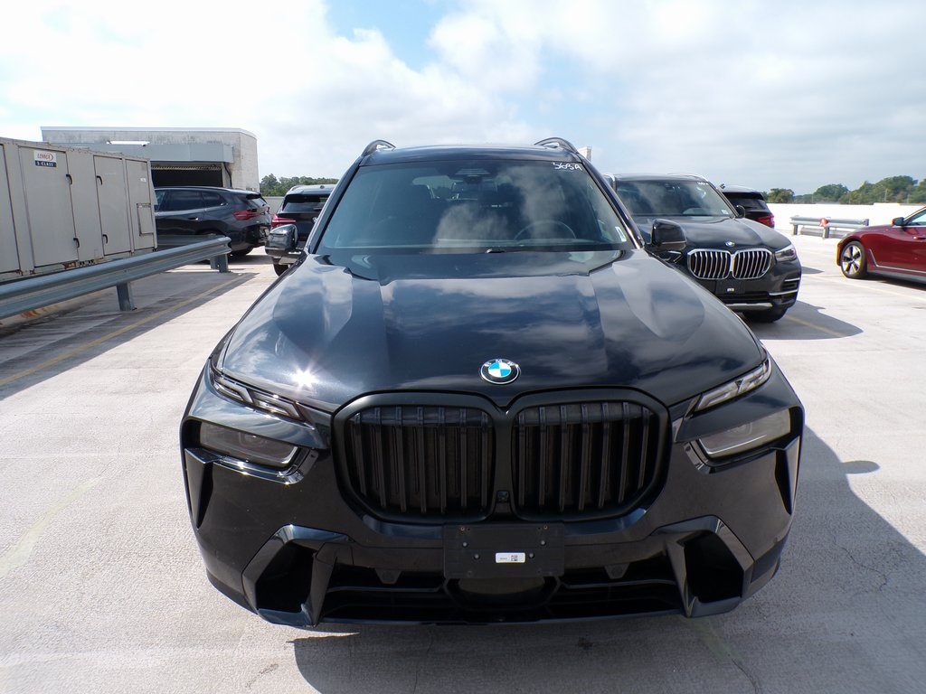 2023 Bmw X7 xDrive40i photo 2