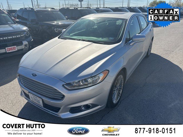 2016 Ford Fusion SE's photo