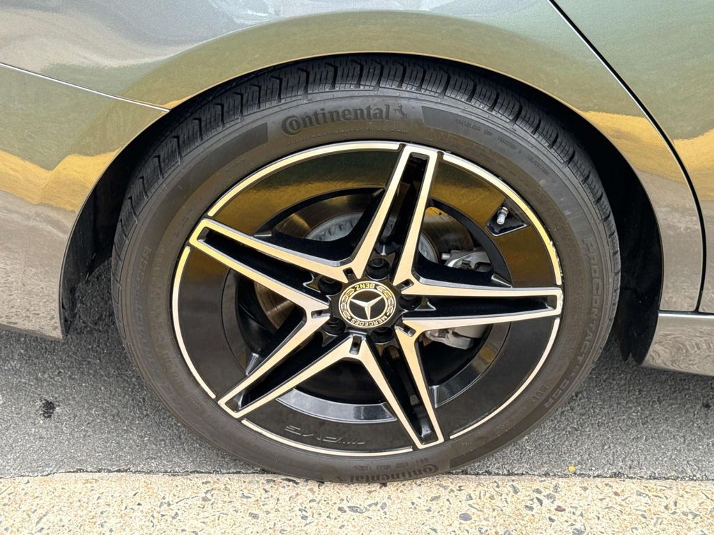 2025 Mercedes Benz C 300 4MATIC photo 15