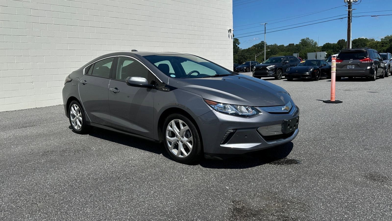 2018 Chevrolet Volt Premier photo 23