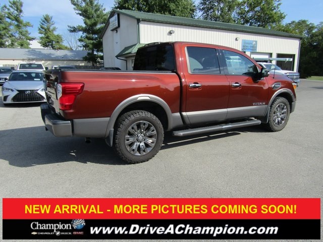 2017 Nissan Titan Platinum Reserve photo 2