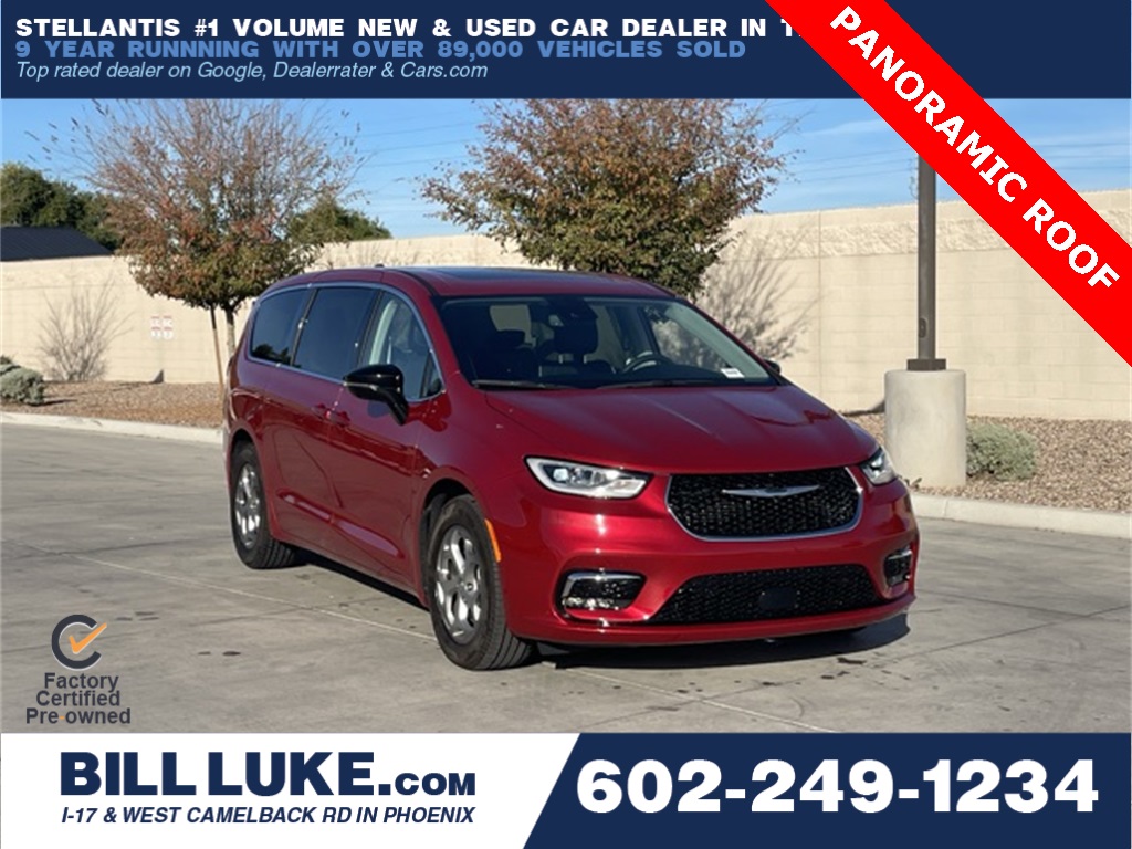 2024 Chrysler Pacifica Limited's photo