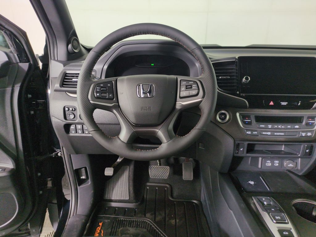 2025 Honda Ridgeline TrailSport photo 13
