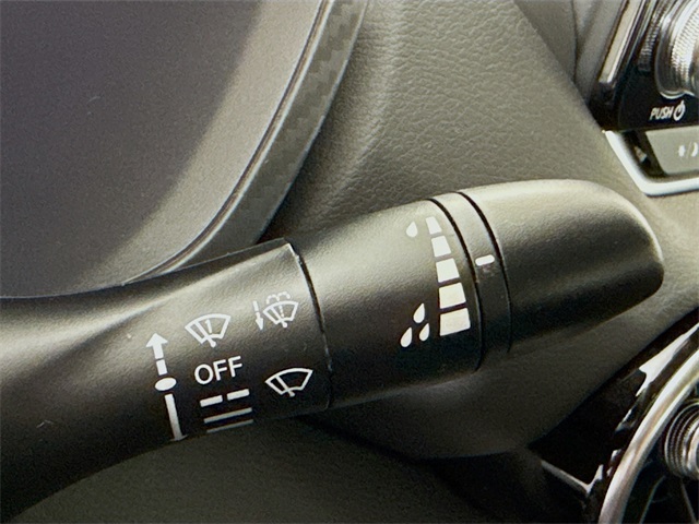 2025 Nissan Sentra S photo 13