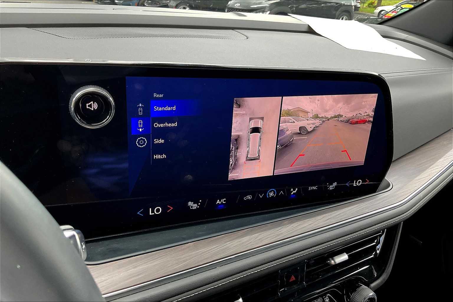 2025 Chevrolet Tahoe LT photo 20