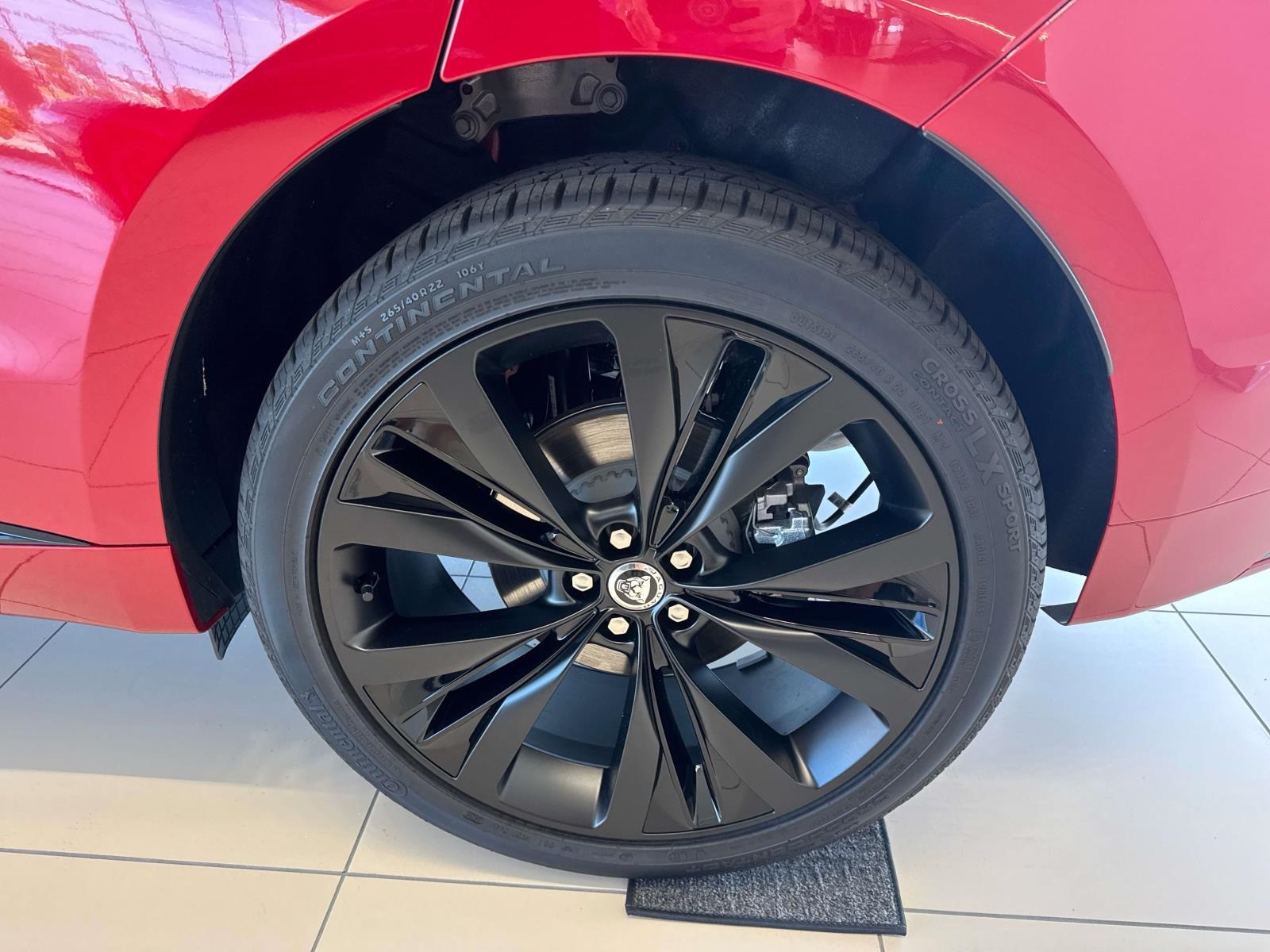 2026 Jaguar F-PACE P250 R-Dynamic S photo 3