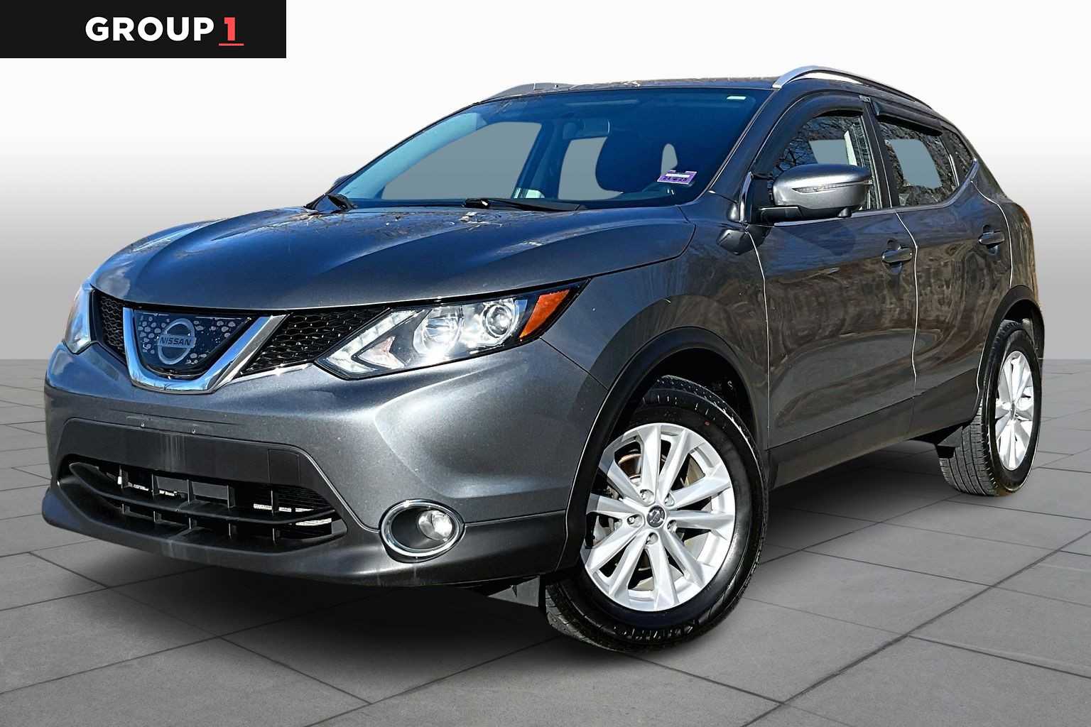 2018 Nissan Rogue Sport SV's photo