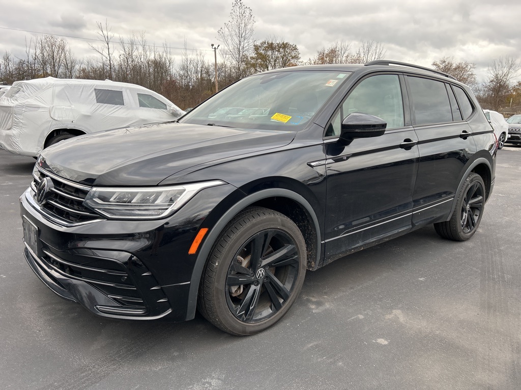 2023 Volkswagen Tiguan SE R-Line Black photo 3