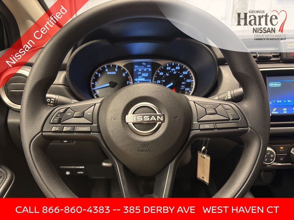 2024 Nissan Versa 1.6 S photo 14