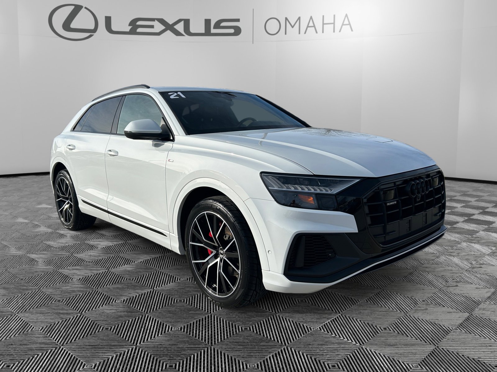 2021 Audi Q8 Prestige's photo