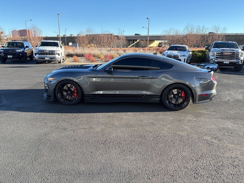 2021 Ford Mustang Shelby GT500 photo 2