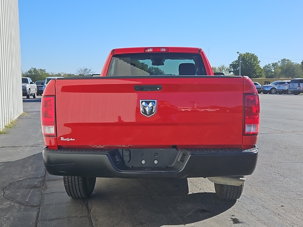 2023 Ram 1500 Classic Tradesman photo 4