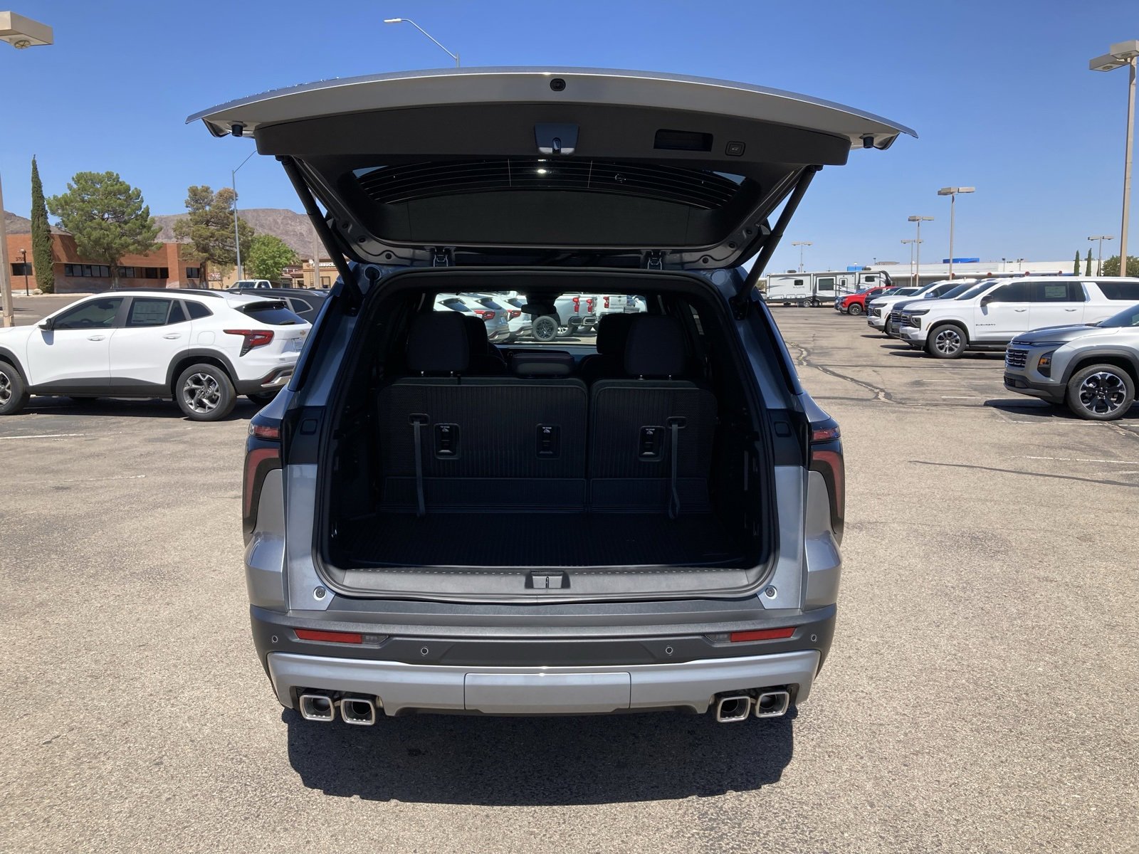 2026 Chevrolet Traverse photo 36