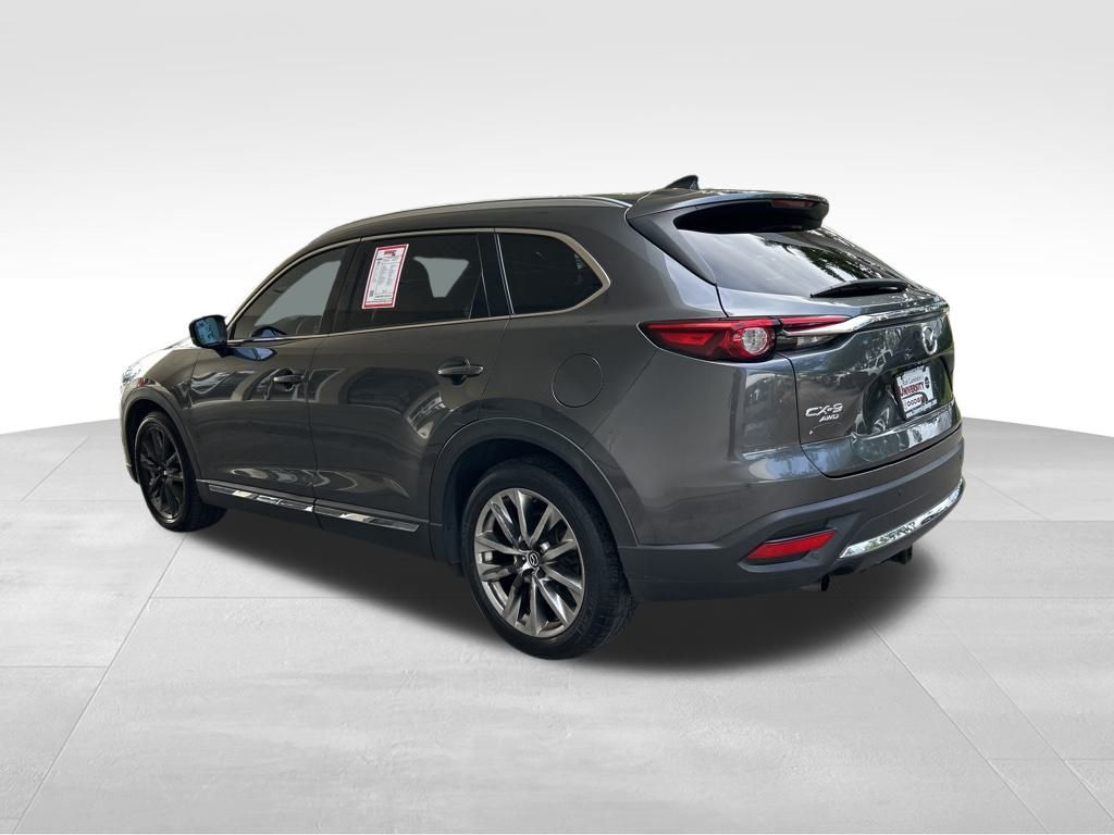 2017 Mazda CX-9 Signature photo 3
