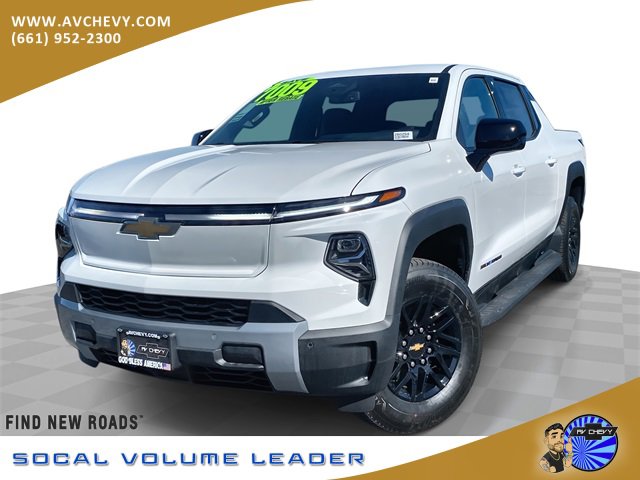 2026 Chevrolet Silverado EV LT's photo