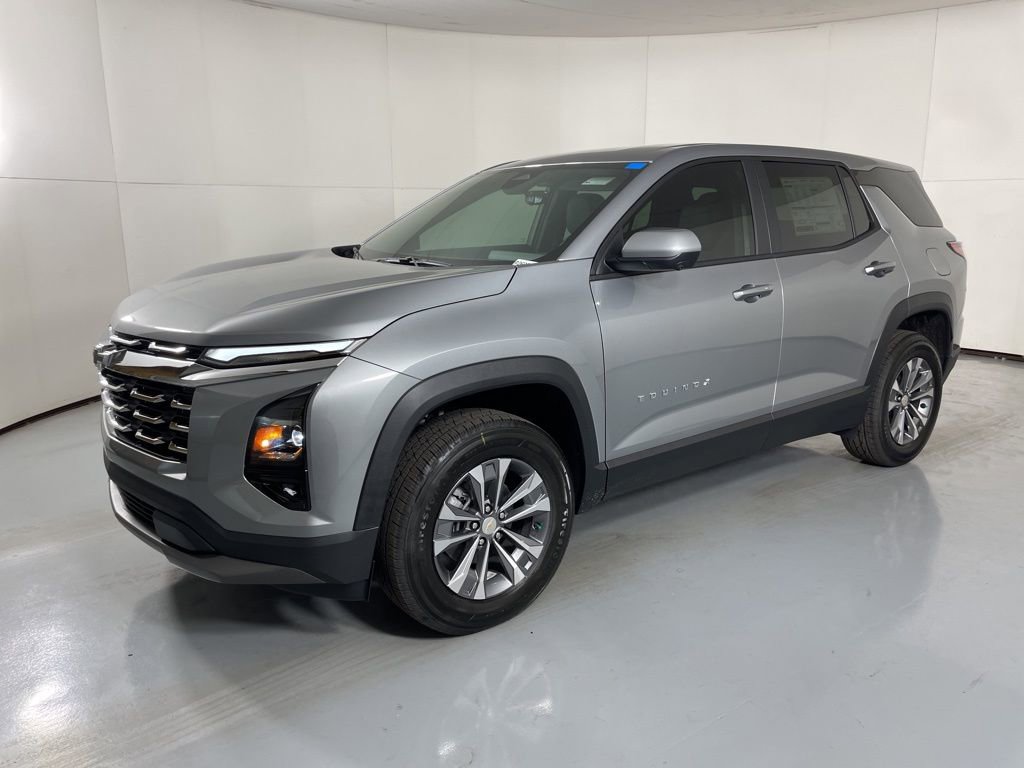 2026 Chevrolet Equinox LT photo 4