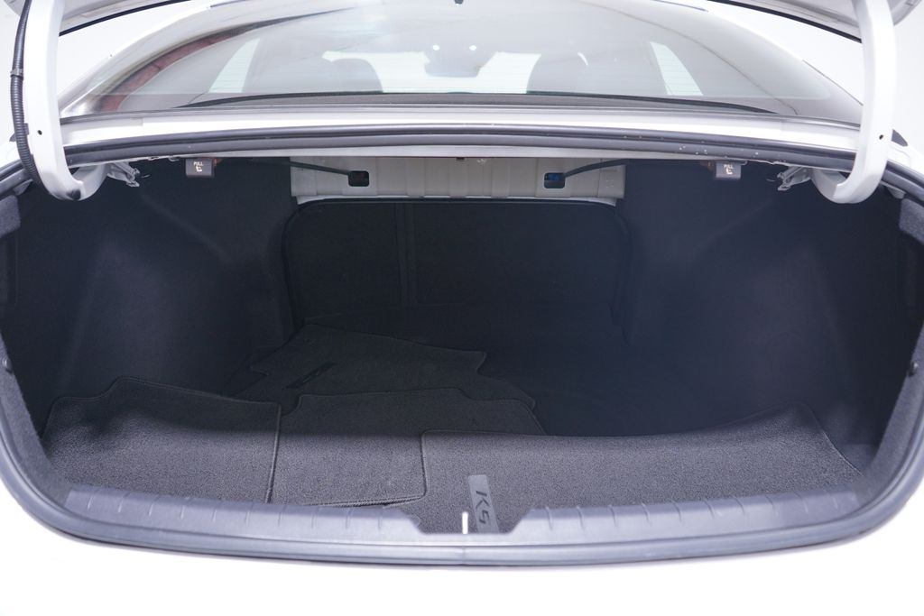 2021 Kia K5 GT-Line photo 22