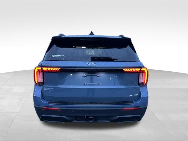 2025 Ford Explorer ST-Line photo 3