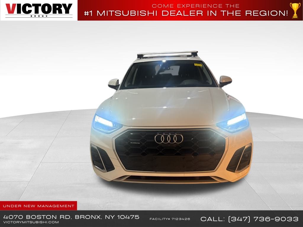 2022 Audi Q5 45 S line Premium photo 2