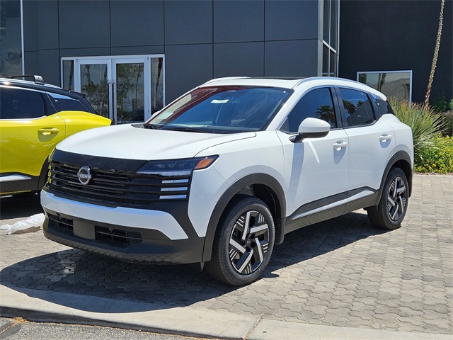 2025 Nissan Kicks SV photo 2