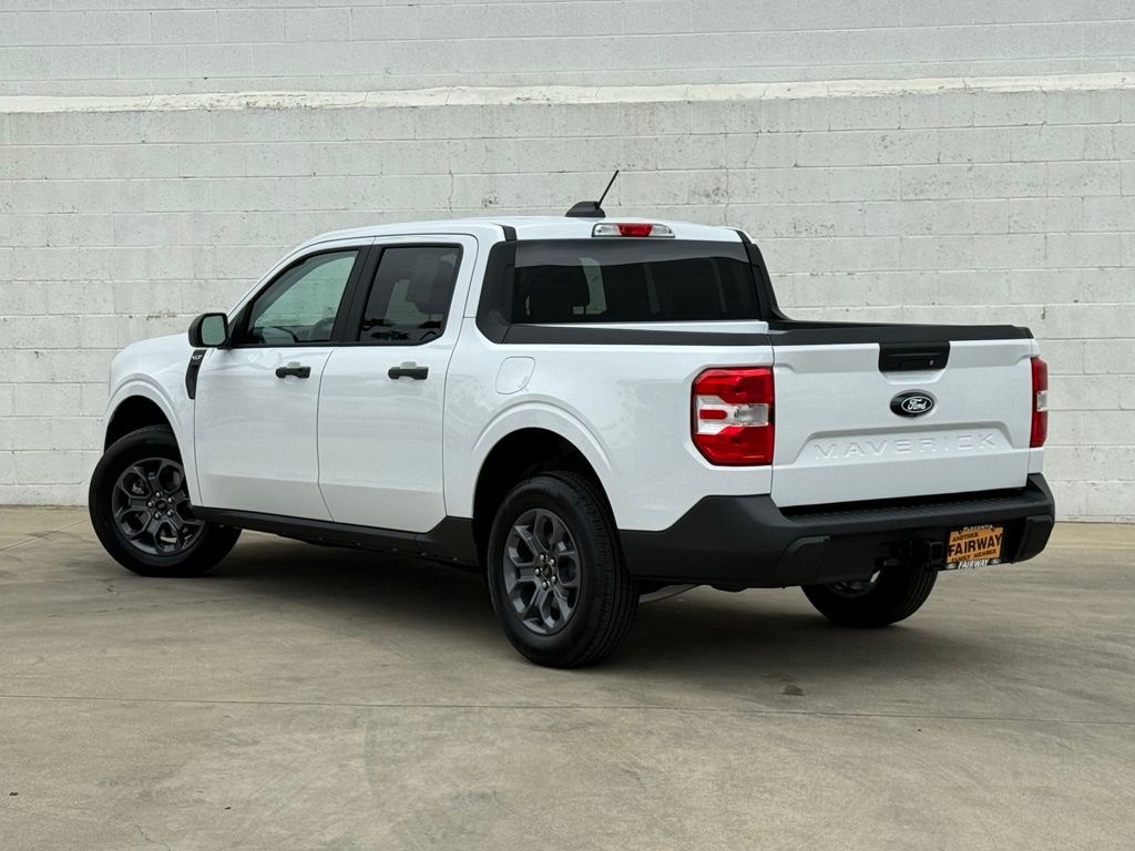 2025 Ford Maverick XLT photo 3