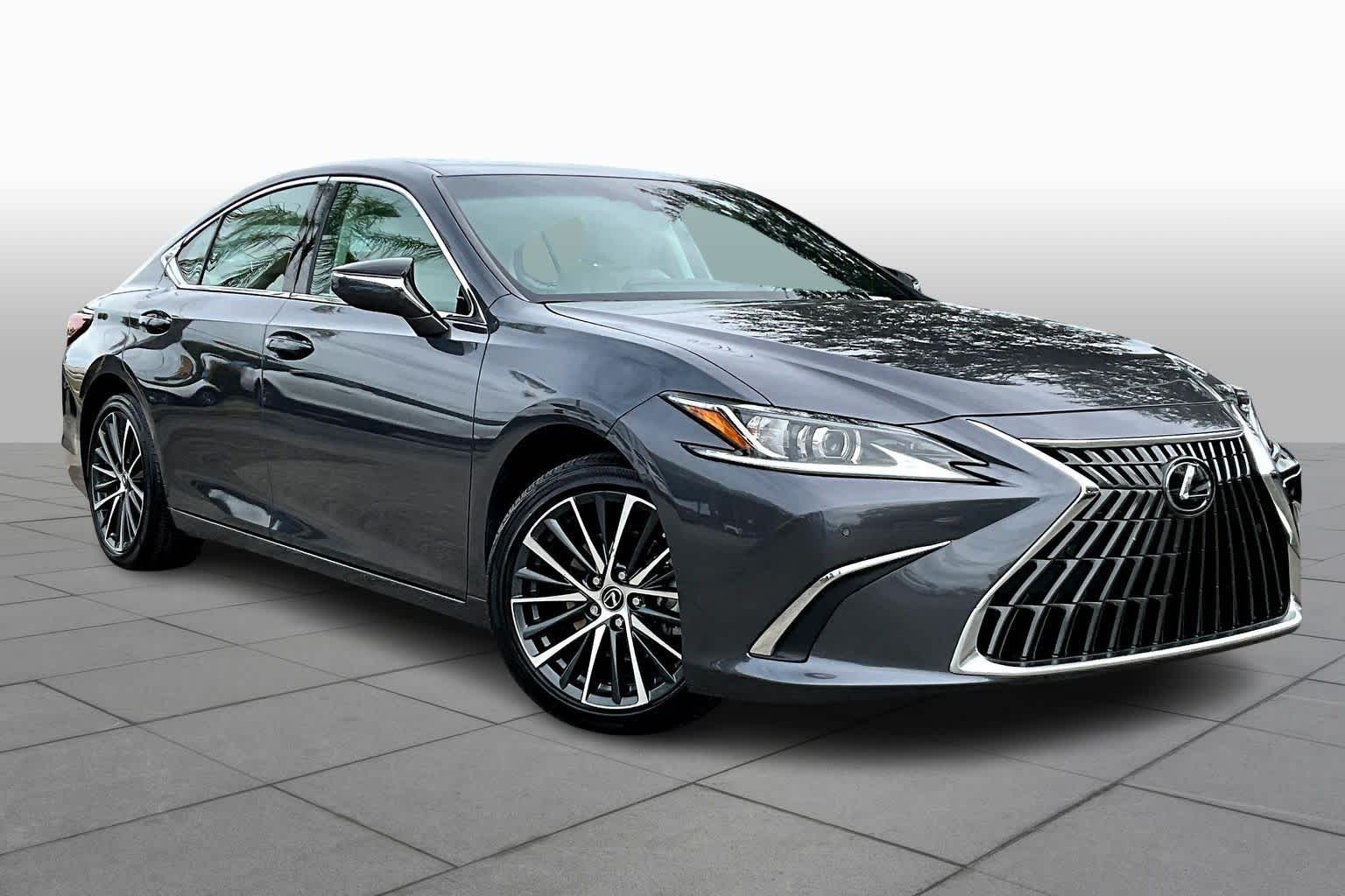 2023 Lexus ES 350 photo 2