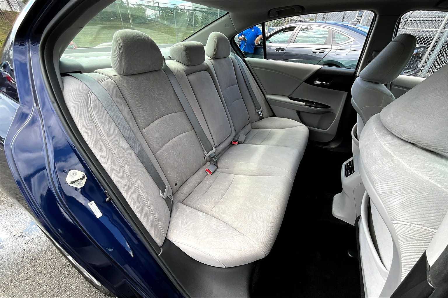 2014 Honda Accord EX photo 17