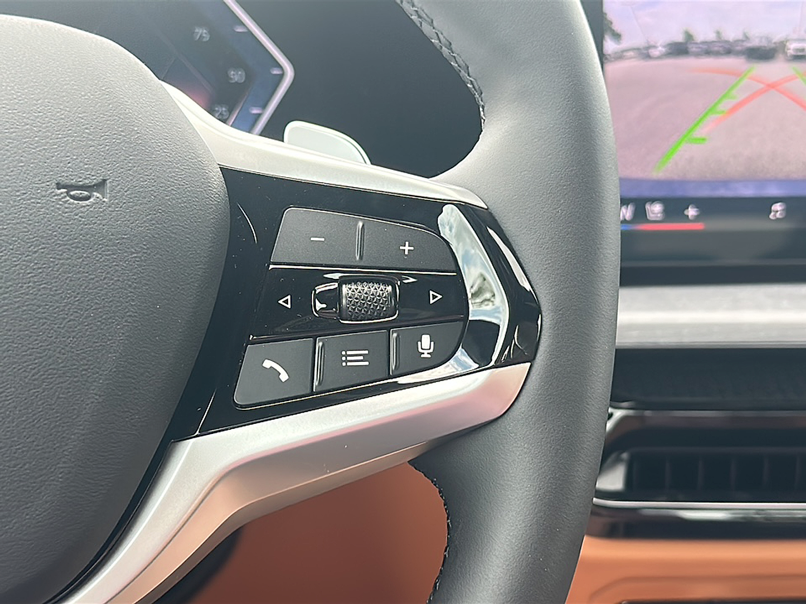 2025 Bmw 330i photo 5