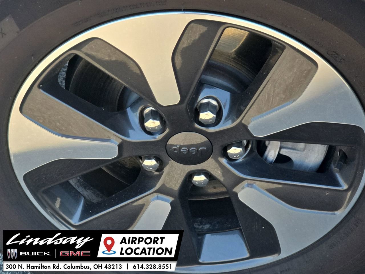 2023 Jeep Cherokee Base photo 30