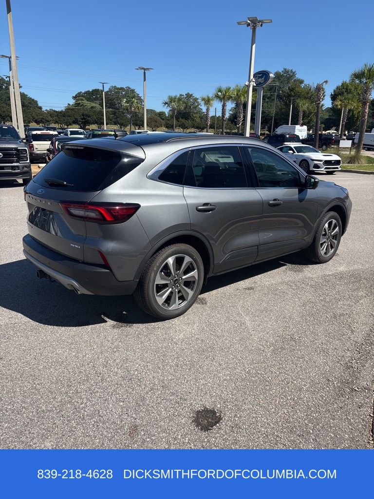 2025 Ford Escape Platinum photo 2