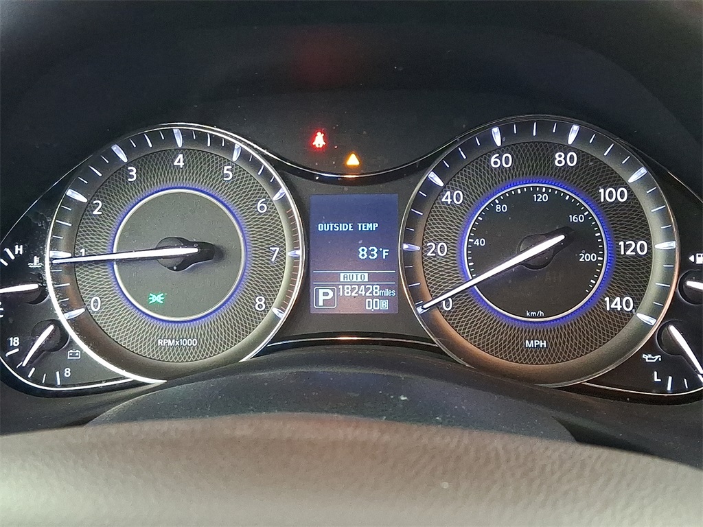 2015 Infiniti QX80 Limited photo 24