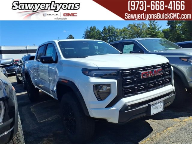 2026 GMC Canyon Elevation's photo