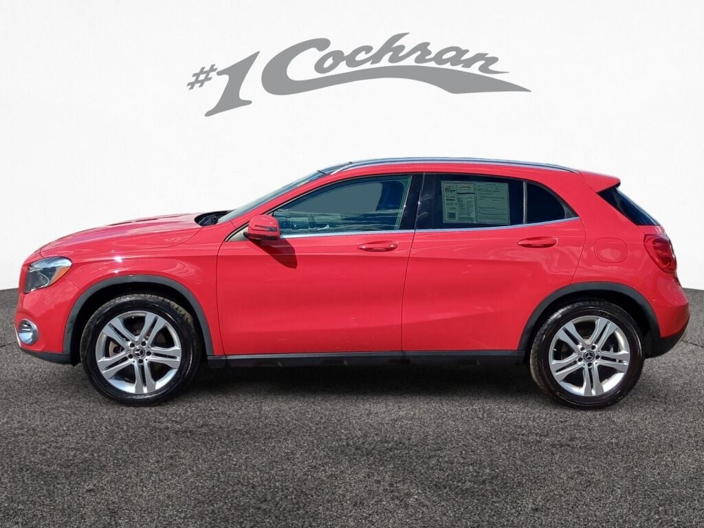 2018 Mercedes Benz GLA 250 4MATIC photo 4