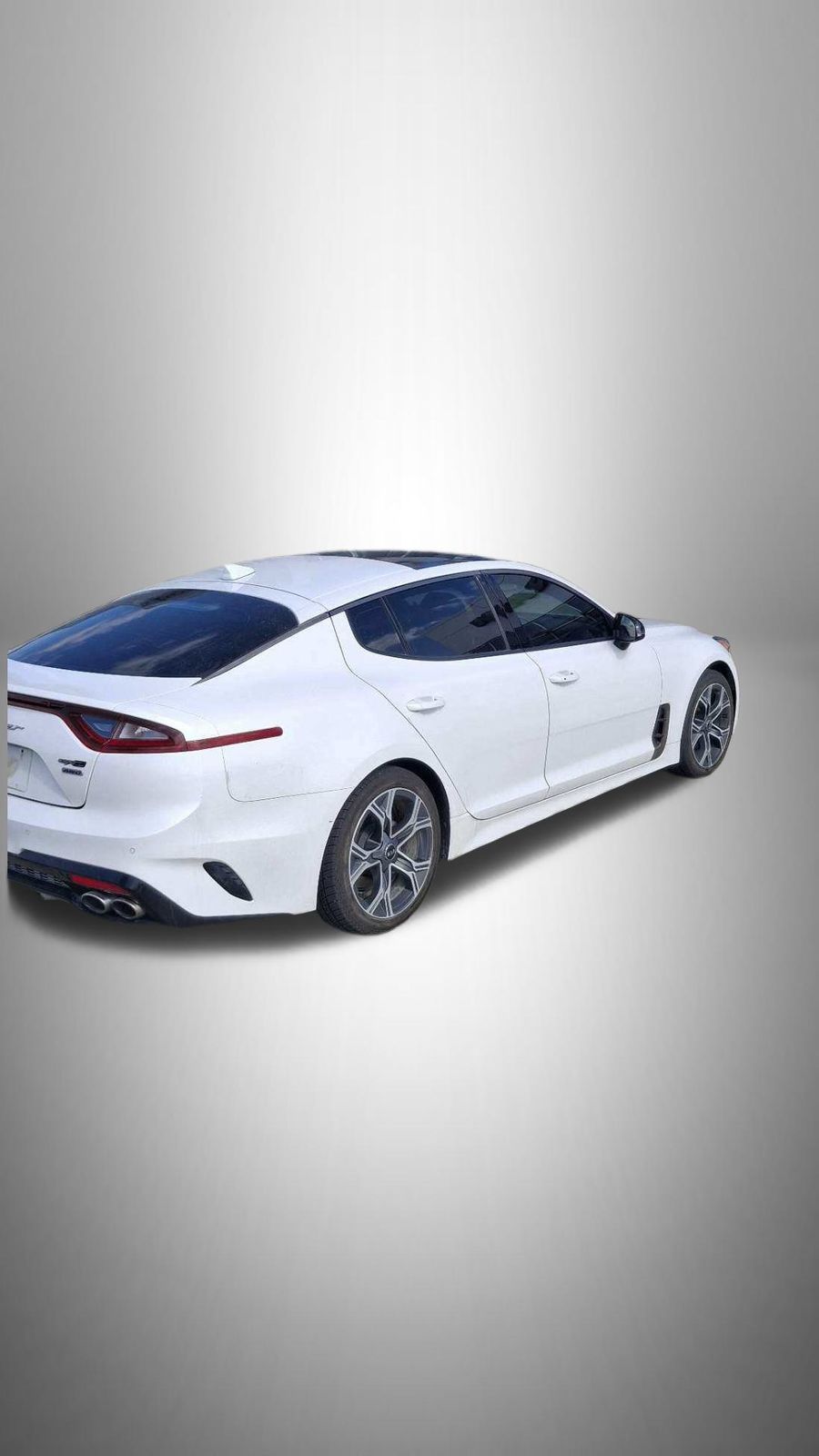 2021 Kia Stinger GT-Line photo 2