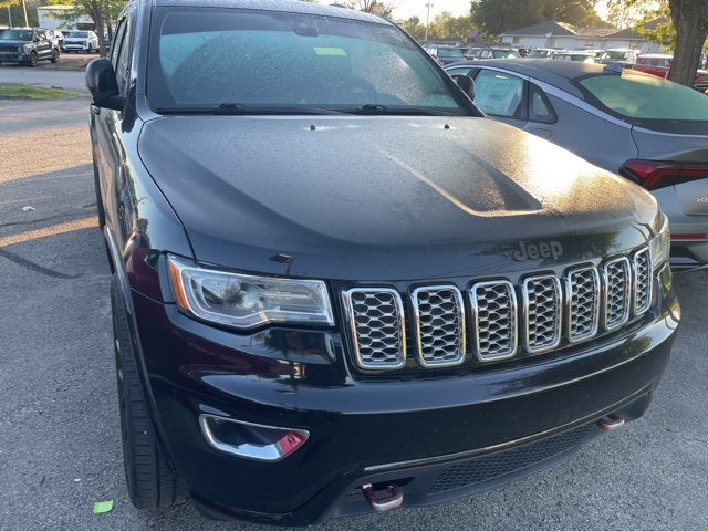 2017 Jeep Grand Cherokee Overland photo 3