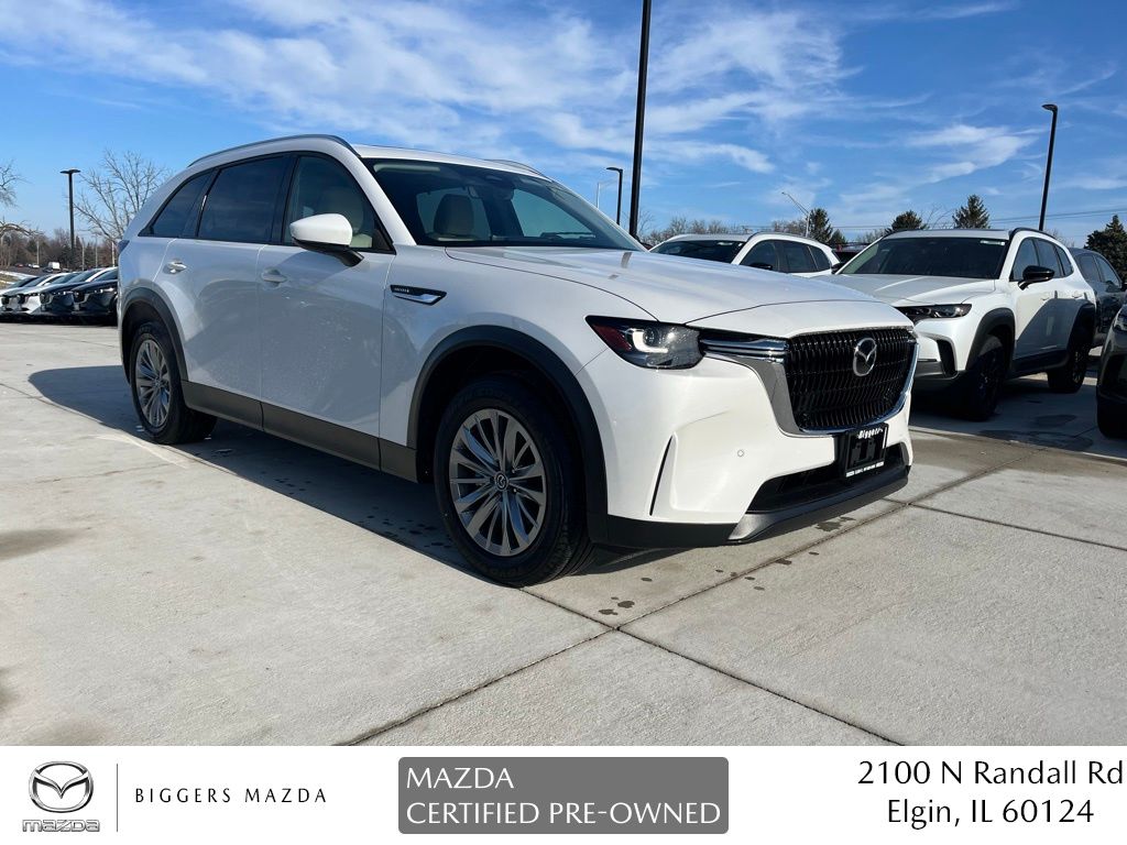 2025 Mazda CX-90 Preferred Package's photo