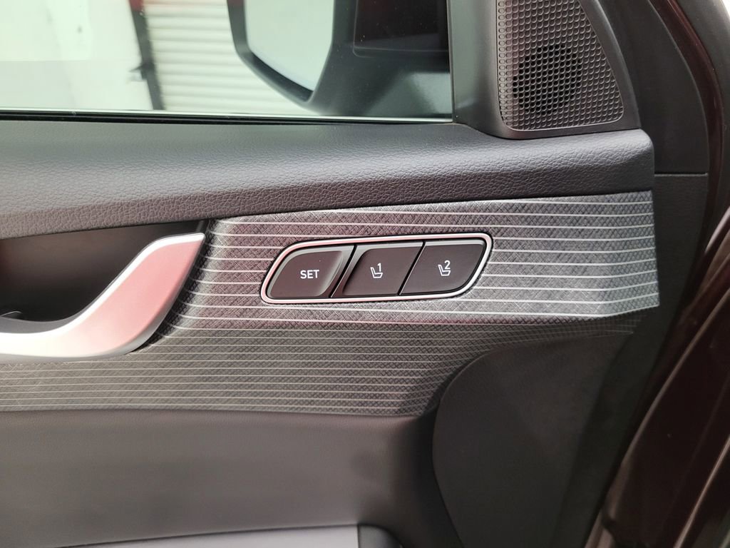 2024 Hyundai Palisade Limited photo 4