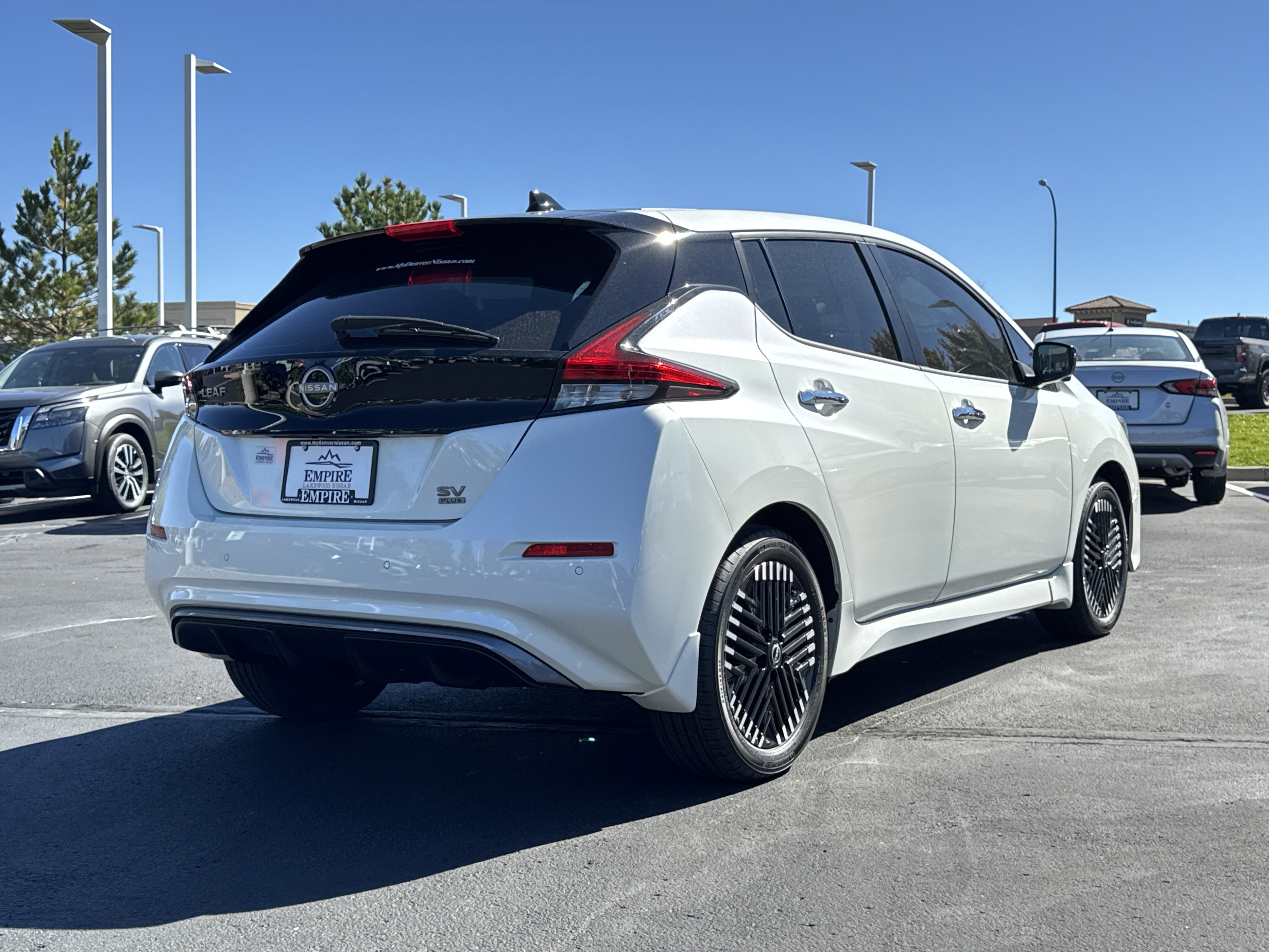 2025 Nissan Leaf SV Plus photo 2