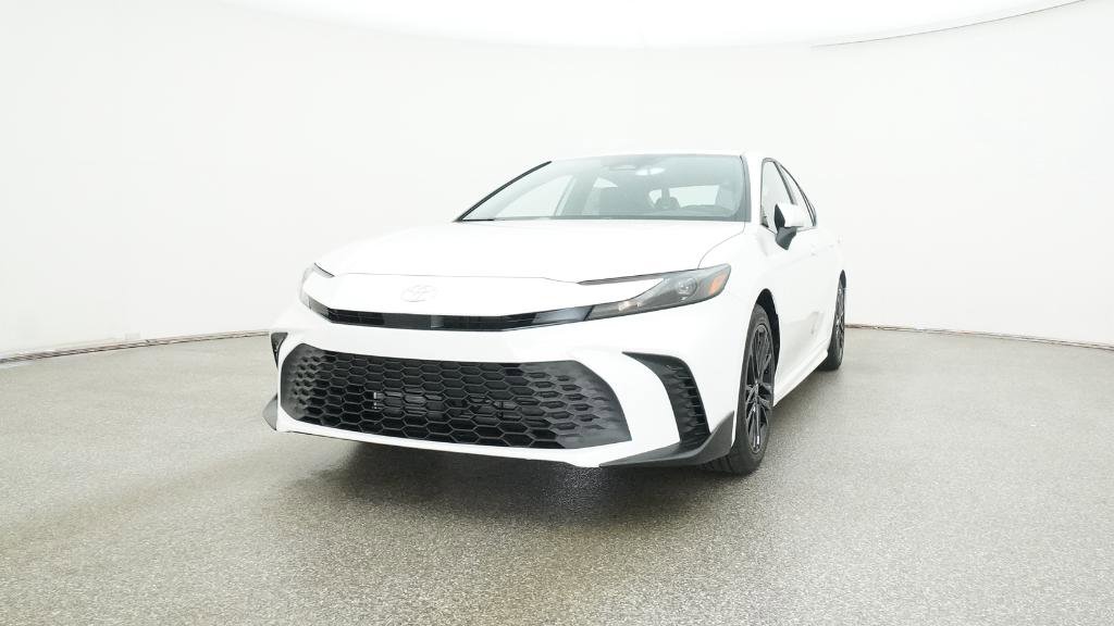 2026 Toyota Camry SE photo 4