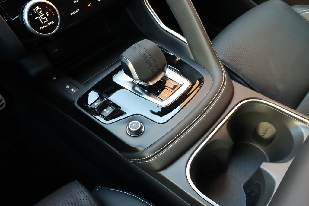 2024 JAGUAR PACE P250 - Image 31