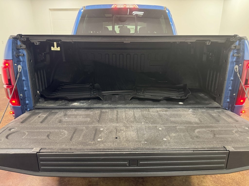 2020 Ford F-150 Raptor photo 24