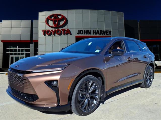 2025 Toyota Crown Signia Limited's photo