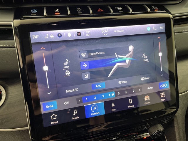 2024 Jeep Cherokee Base photo 27