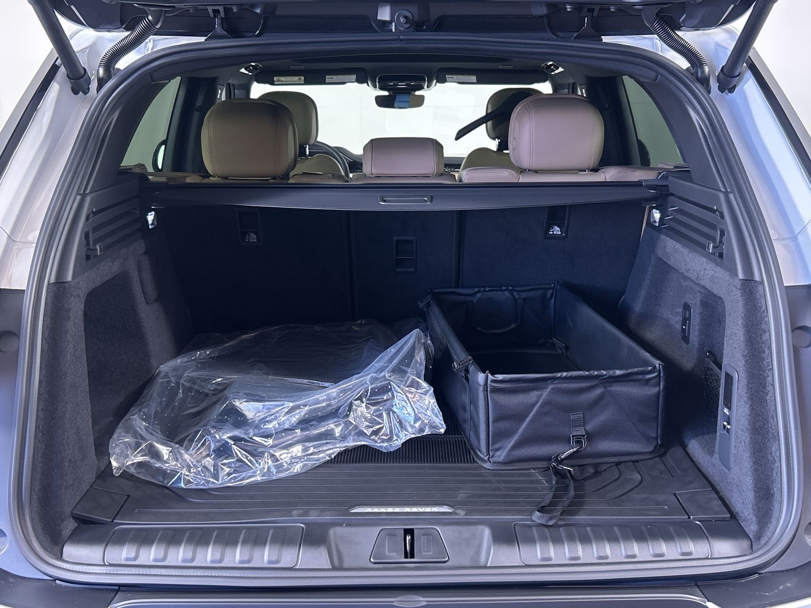 2025 Land Rover Range Rover Sport SE photo 27