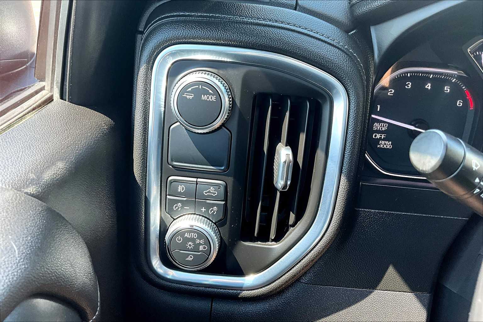2020 Gmc Sierra SLT photo 33