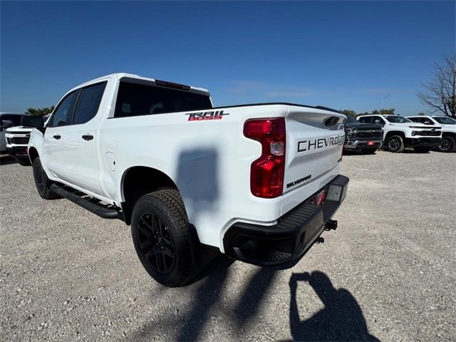 2026 Chevrolet Silverado 1500 Custom Trail Boss photo 3