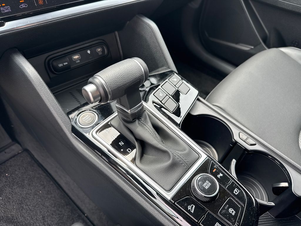 2024 Kia Sportage EX photo 30