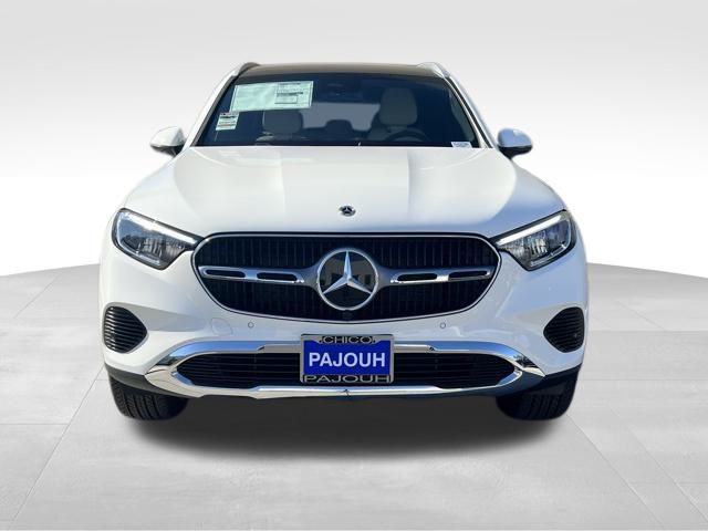 2026 Mercedes Benz GLC 300 4MATIC photo 2