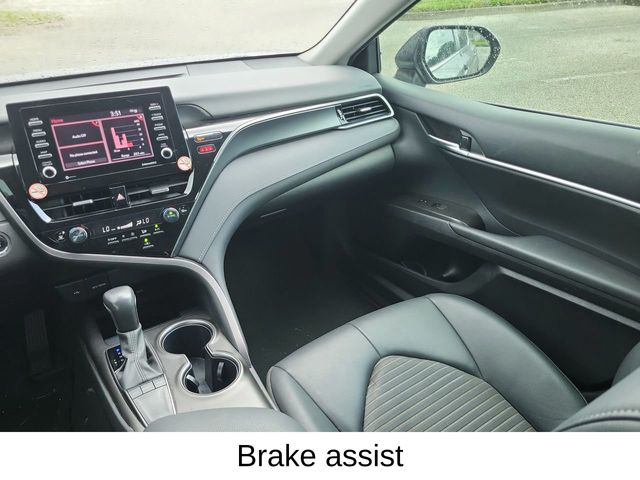 2024 Toyota Camry SE photo 13